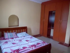 Luxurious, 3-bed bungalow fully furnished - Image 4
