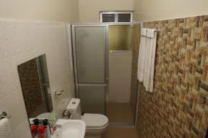 La'Ponye Hotel & Apartments - Image 2