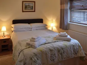 Explore North Yorkshire from this cosy, dog-friendly former stable near Thirsk. - Image 3