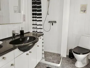 6 person holiday home in Ulfborg - Image 3
