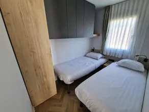 Chalet with 2 bedrooms and a terrace - Image 3