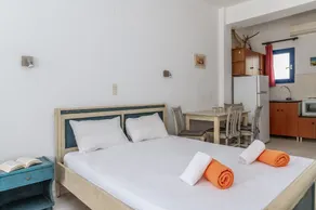 Casa vacanze '9 Perasma Kypri Beach' con terrazza privata, Wi-Fi e aria condizionata - Image 4