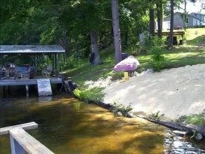 2 Story Cottage at 100+Acre Lake - Come Visit with Us! - Image 4
