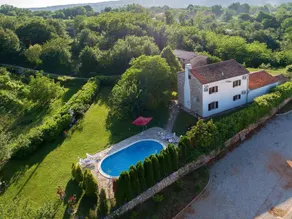 Casa di noci con piscina - Image 5
