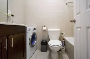 Sunny 2-Room Apartment with Spacious Terrace, Steps from Bograshov Beach - Image 3