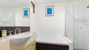 Beach House at Lonnie - Image 3