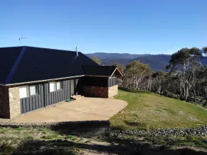 Spectacular Mountain Retreat 'Rangeview' - Image 5