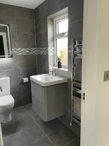 Madrona -  a sea view ; sleeps 8 guests  in 4 bedrooms - Image 2