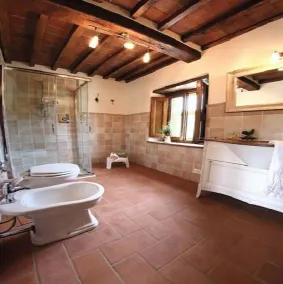 Rustique rénové, avec tout le confort moderne, piscine privée et jardin - Image 2