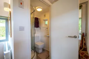The Retreat Discover Cotswolds Cottage - Image 2