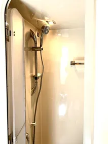 Day or Night charters! Seas the Moment! 42' Charter Yacht- 2 beds 2 baths - Image 3