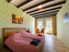 Holiday home with en-suite bathrooms, view over the meadows, near forests - Image 5