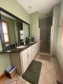 Beautiful 3+BR Lakefront Home on Lake Santeetlah - Sleeps 10 - Image 3