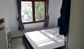 Ground-floor accommodation in a large house with private pool - Image 3