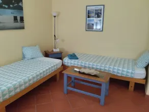 Apartment 3 right by the sea in Punta Brava on the north coast of Tenerife - Image 5