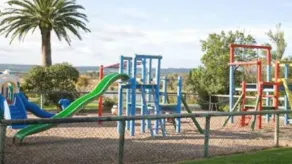 Nepean Country Club - Boneo - Image 2