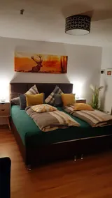Modern vacation apartment with walk-in shower in the town center - Image 3