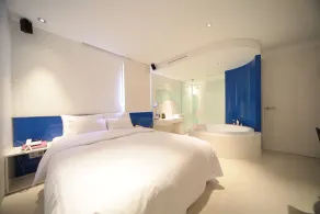Jongno Hotel Pop Leeds Premier - Image 2