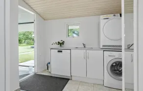 Vackert hem i Hejls med kök - Image 3