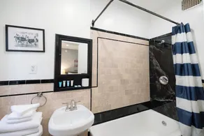 Broadlind Hotel - Image 5