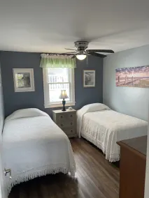 Nyrenoveret Sagamore Beach Cottage.  En 2 minutters gang til den private strand. - Image 5