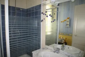 Villa a Port Blanc con vista mare - Image 3