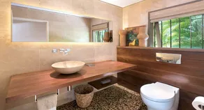 Beautiful Contemporary Beachfront House On Gibbs Beach - Image 5