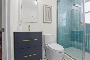 2 Bedroom Condo one block from the beach - Image 4