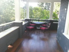 Craftsman Duplex in Old Town Issaquah - Free Wi-Fi - Image 5