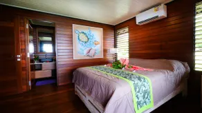 bungalow lagoon side / 6 people max / Moorea / 3 bedrooms with A/C, 2 bathrooms - Image 4