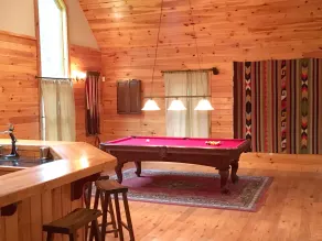 Luxe Country Home i Swinging Bridge Lake Community - Image 3
