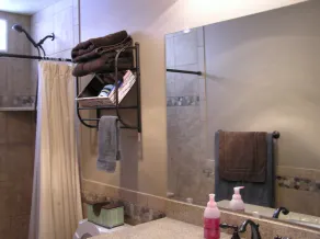 3 chambres, très bien situé, un bain à remous privé, près des pistes de domaine - Image 3