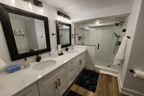 Gorgeous 4 bedroom condo - 10 minutes from Harbor Springs & Ski Resorts - Image 5
