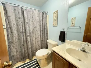 Private Lakefront Retreat with Hot Tub, Pet Friendly,  Sleeps 10 - Image 5
