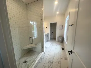 Modern Lake Cottage - Amazing Views - 6 Bed/6 Bath - Boat Launch - Image 4