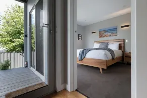 Trevallyn Escape | Views + Parking - Image 4