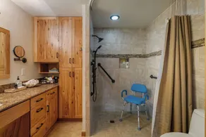2 bed Stunning Views Hot Tub Dog Friendly ADA - Image 5