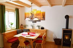 Holiday Home our Little Hunting Lodge - Image 5