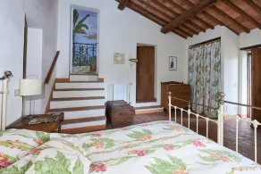 Family property in the heart of Tuscany & Chianti Hillside - Image 4