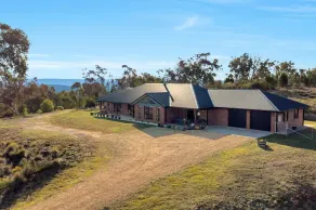 Janaki Farmhouse - 5 Bedroom House Villa at Top of Cooma - Image 5