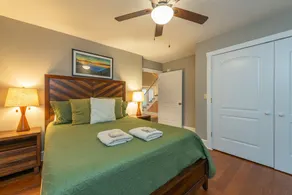Sunset Mtn Lodge! Hot tub+Fire pit, Fireplace, Hiking, Private, Close to Town! - Image 5