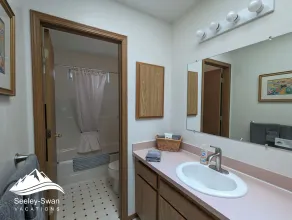 Großes, gemütliches Haus | Platz für 8 Personen | Am Clearwater River | Hunde willkommen - Image 3