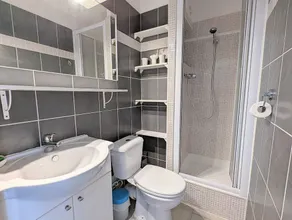 Cozy renovated apartment with parking near port / beach, cleaning included - Image 4