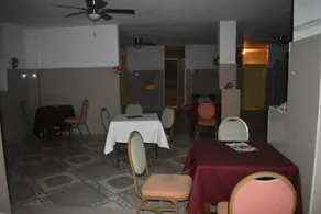 Villa Rosa Hotel & Restaurant - Image 4
