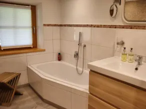 holiday flat for 2-4 people NEW - Image 2