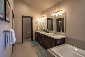 Martis Mountain Gem @ Schaffer's Mill Club Amenities & Golf Access Lake Tahoe - Image 3