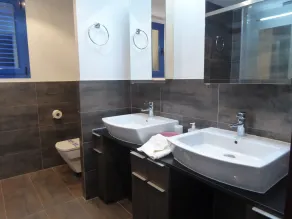 Amazing new and big property in 1st. sea line - Image 5