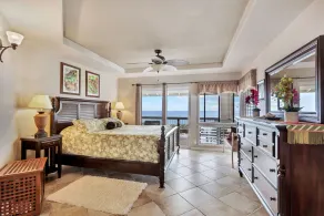 Maison familiale spacieuse ~ Superbes vues panoramiques sur l'océan et piscine privée chauffée! - Image 5