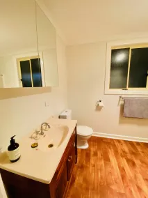 Bushby’s Self Contained Cottage - Image 2