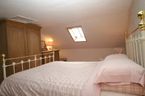 Traditional Springburn cottage, Loch Fyne 50m, sleeps 5 - Image 4